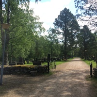 väg in till Harju begravningsplats i Terjärv