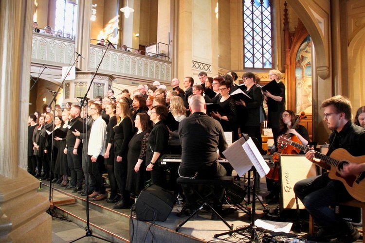 Musikmässan GLORIA med körerna Evangelicum & EvangeliVox Musikmässan GLORIA med körerna Evangelicum & EvangeliVox